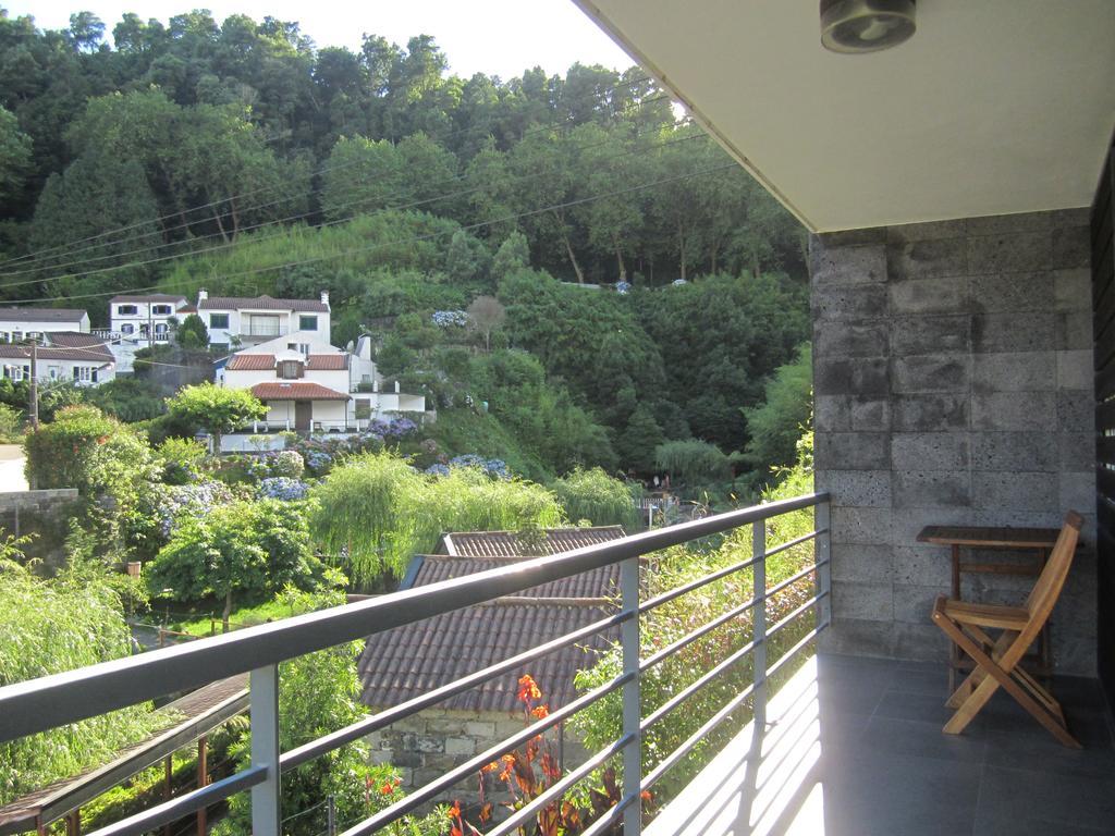 Casa Das Furnas Holiday home *
